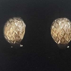 E80 14k Gold Earrings